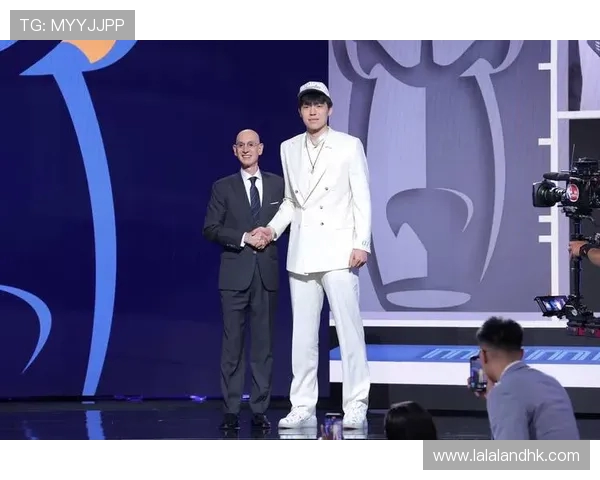 杨瀚森表现低迷引质疑 16号签选他被认为浪费选秀资源